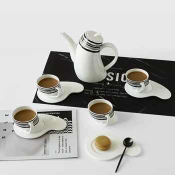 מעולה אנגלית תה של אחר הצהריים. Teaware Set - נורדי מינימליזם, באיכות גבוהה קרמיקה אדום קומקום, כוסות עצם סין וערכת קפה